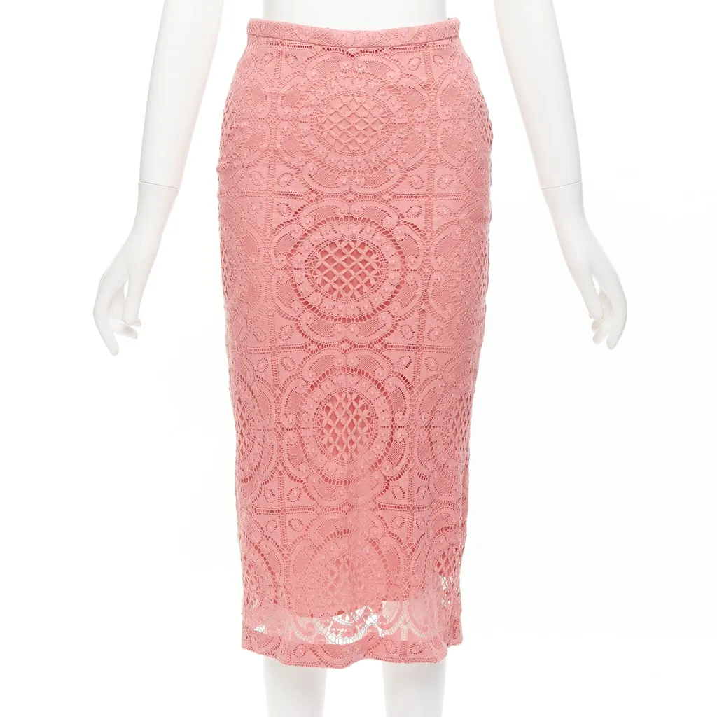 Burberry Floral Lace Skirt Pink Cotton Never worn - Front View