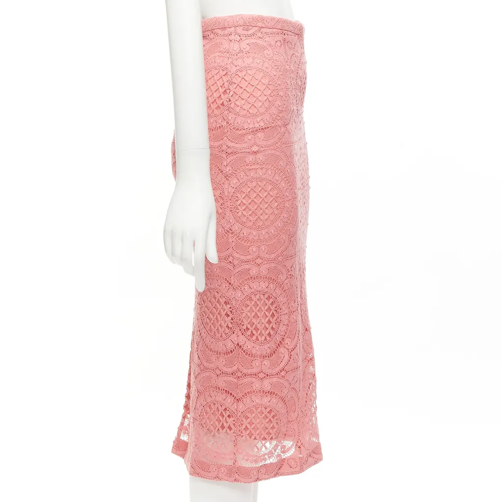 Burberry Floral Lace Skirt Pink Cotton Never worn - Model View
