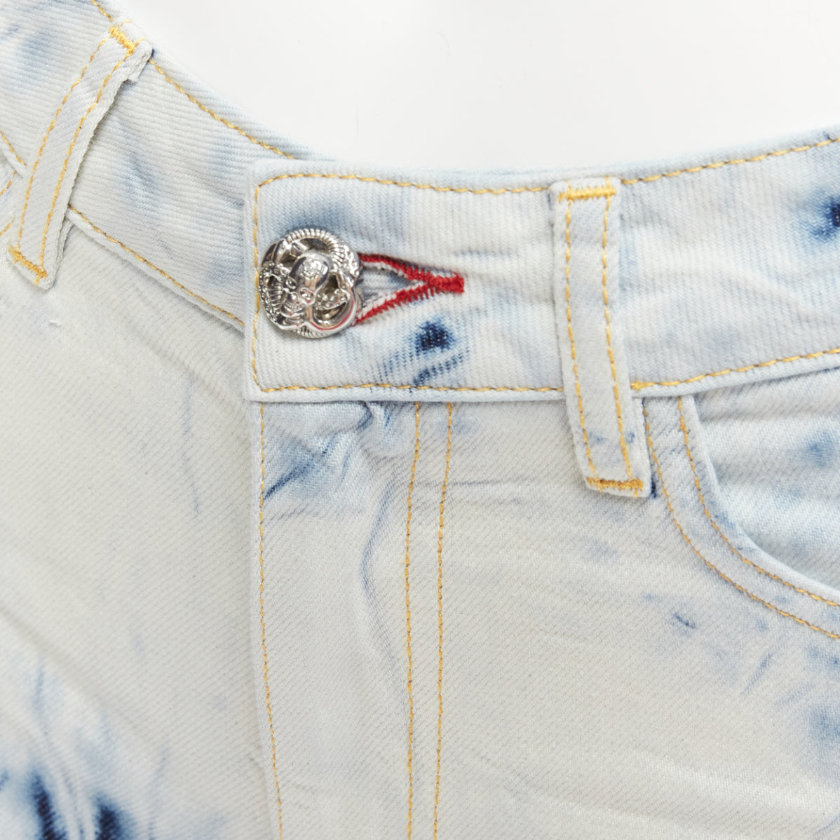 Philipp Plein Logo Cuffed Shorts - Detail 2