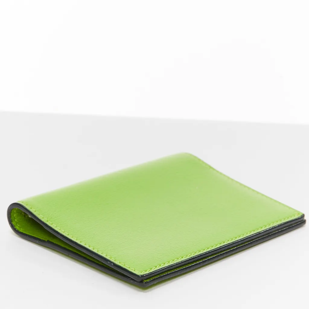 Hermès Leather Cardholder Green Leather Never worn - Box View