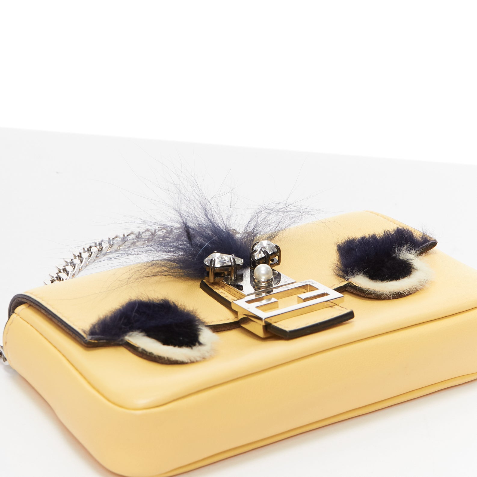 Fendi Micro Baguette - Detail 1