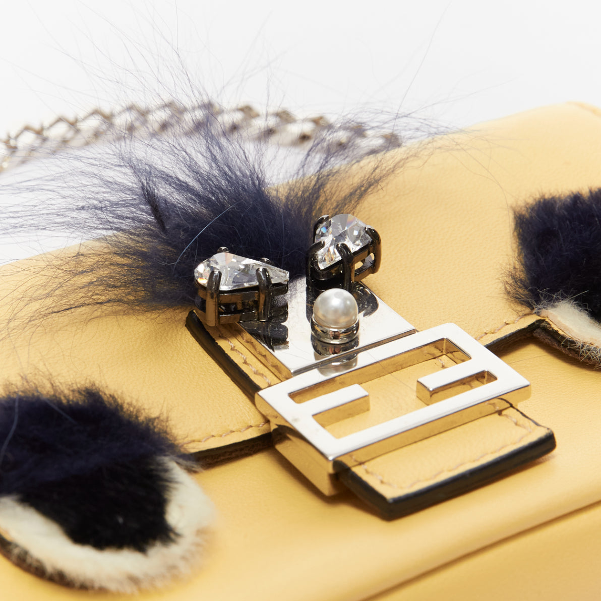 Fendi Micro Baguette - Detail 2