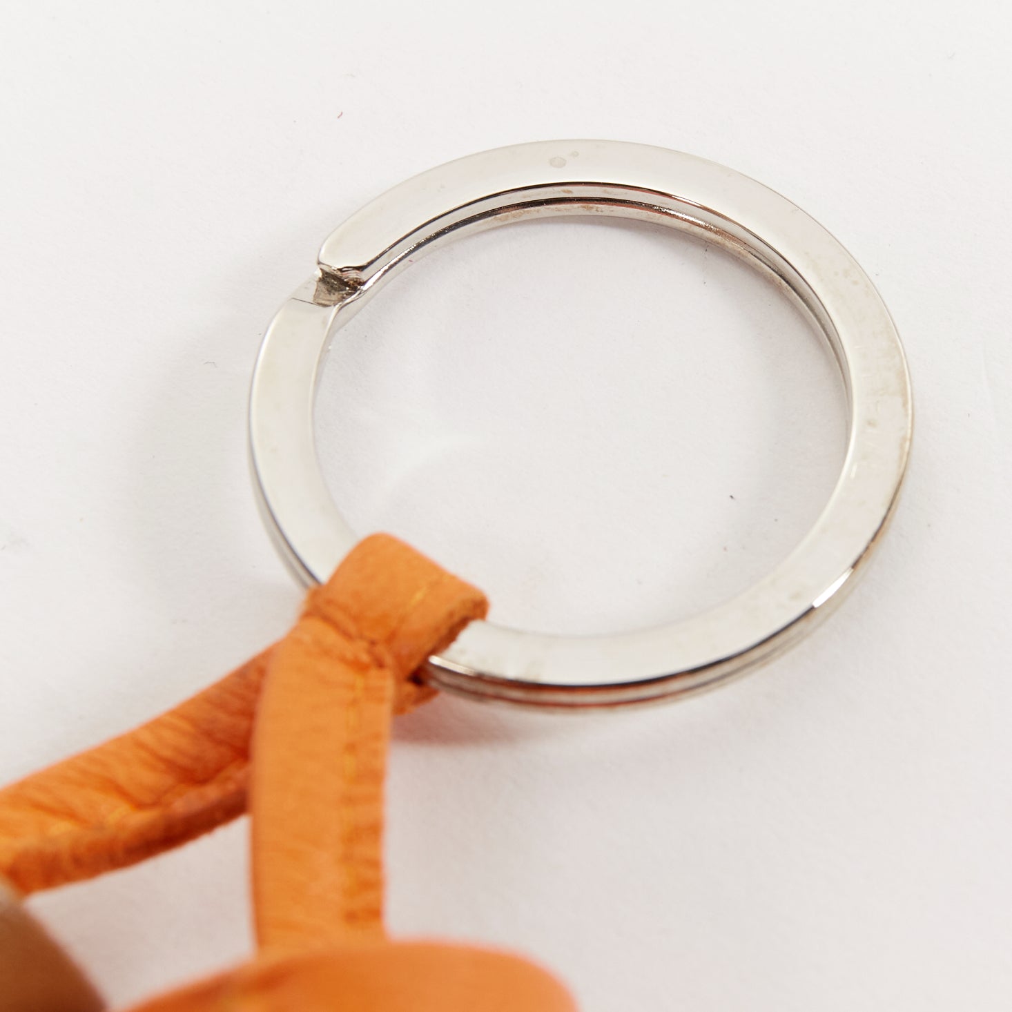 Hermès Carmen Uno Dos - Back view