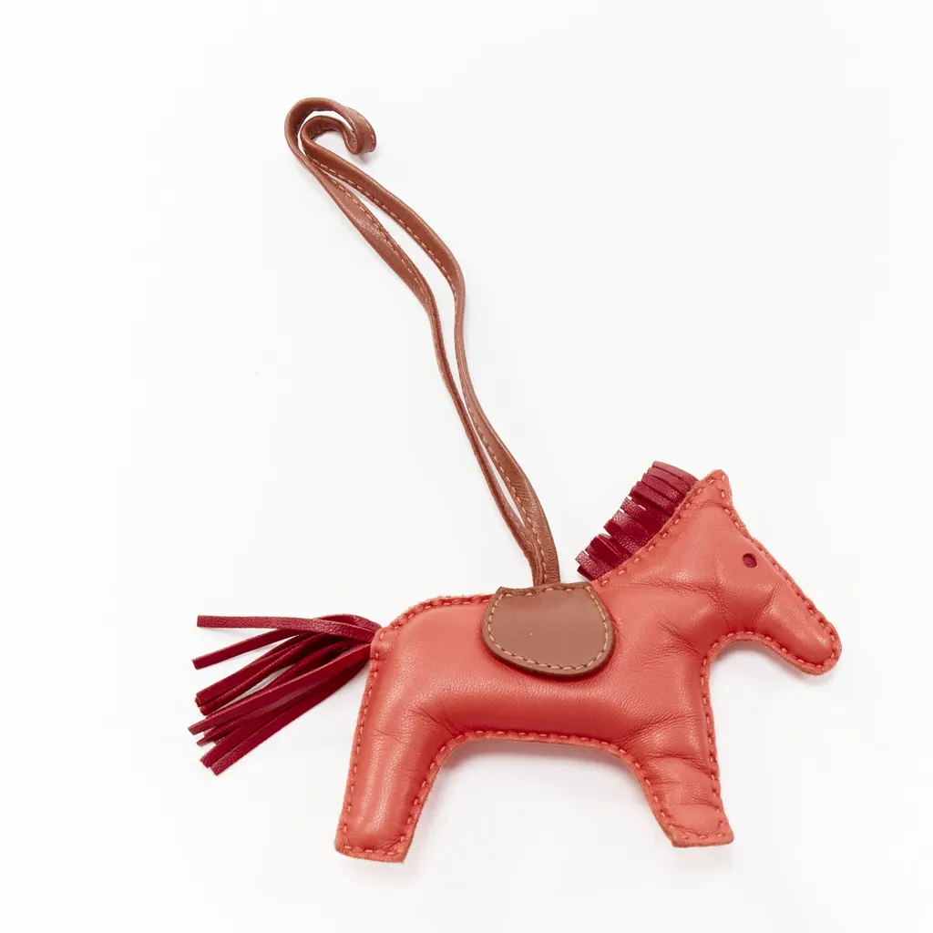 Hermès Milo Rodeo MM Red Leather Good - Back View
