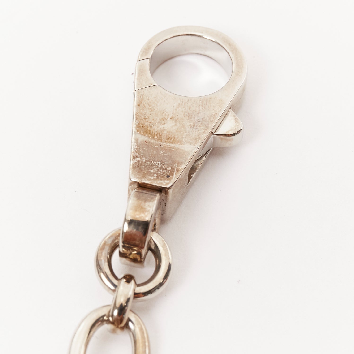 Hermès Breloque Olga Amulet - Side view