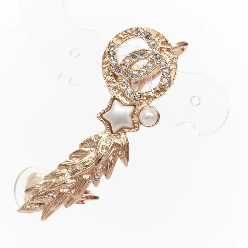 Chanel Shooting Star Earrings Gold Metal Never worn - Box View