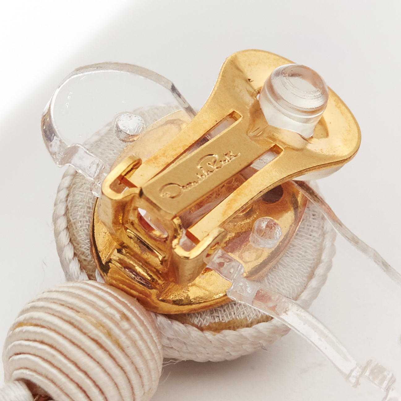 Oscar De La Renta Floral Acrylic Earrings - Detail 1