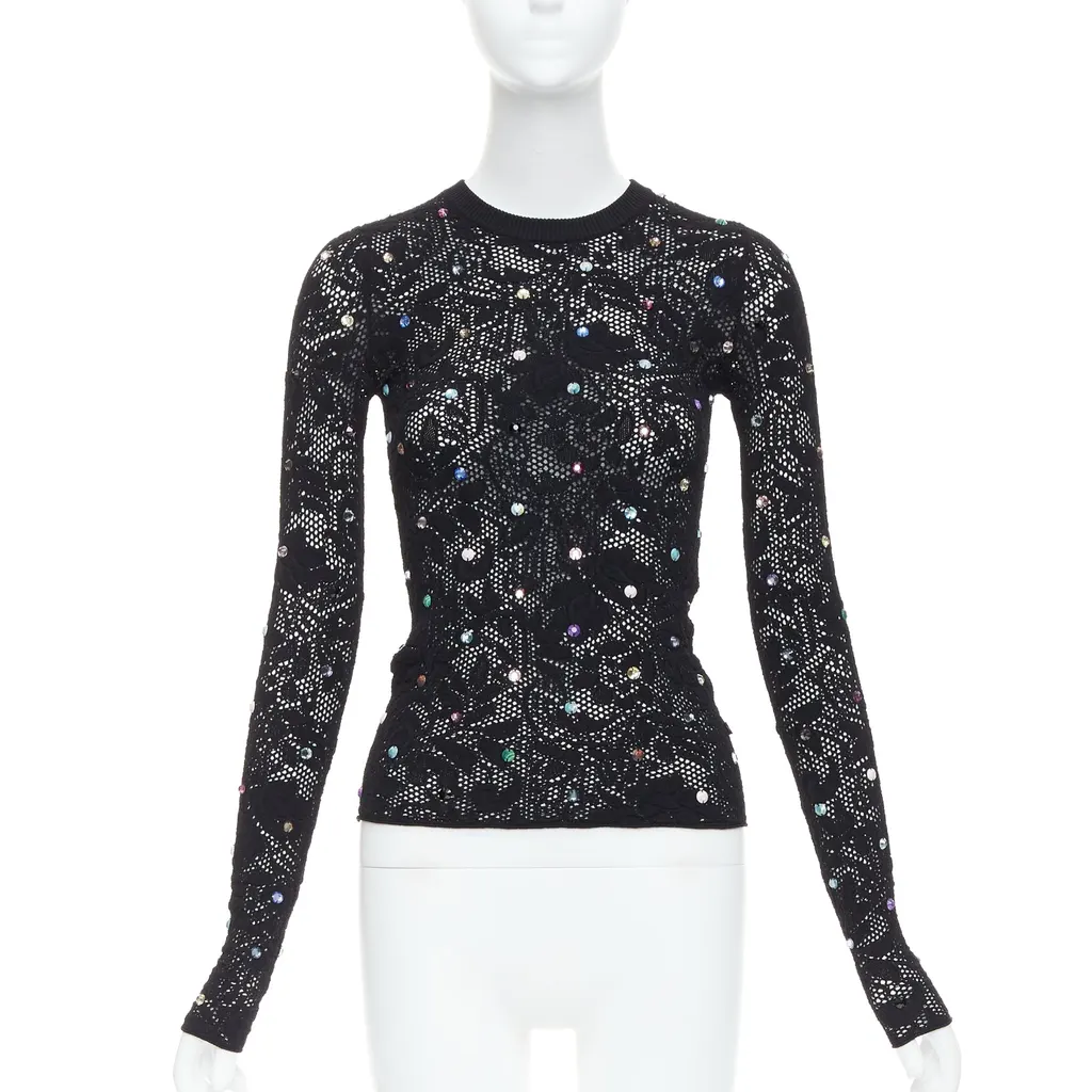 Louis Vuitton Floral Lace Pullover 1ABDZQ Black Viscose Never worn - Front View