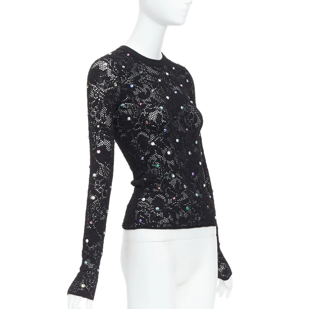 Louis Vuitton Floral Lace Pullover 1ABDZQ Black Viscose Never worn - Inside View