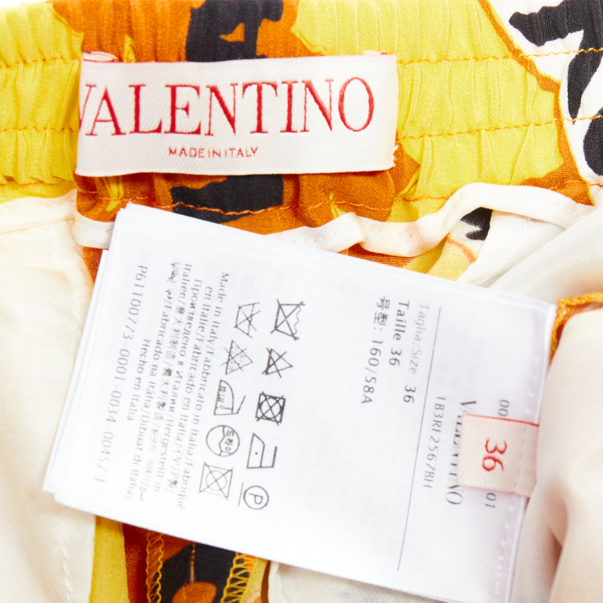 Valentino Garavani Bandana Silk Shorts - Image 10