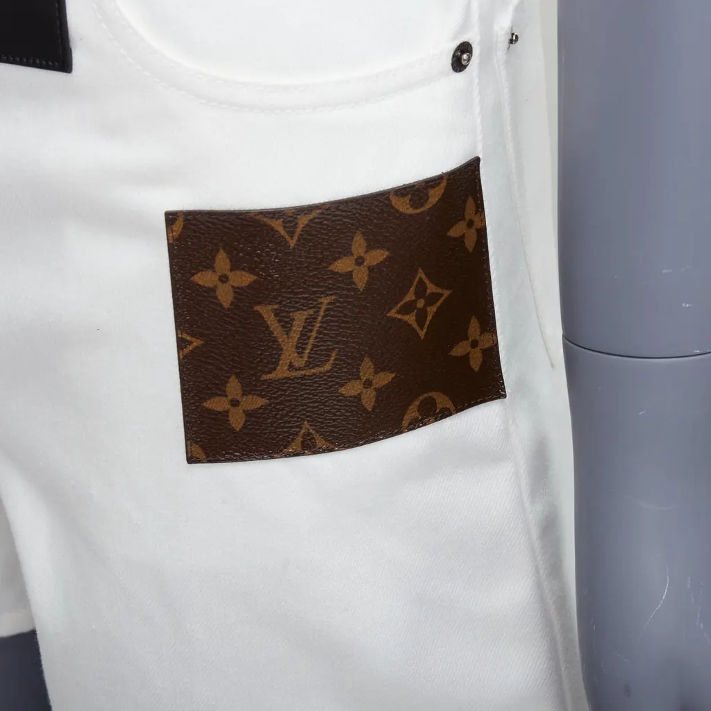 Louis Vuitton Accent Denim Shorts White Very good - Back View