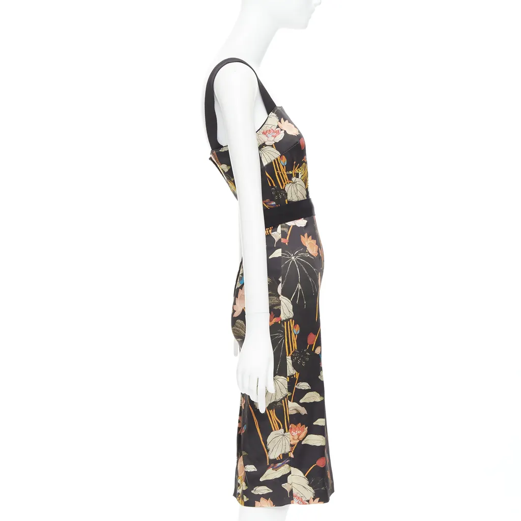 Etro Tiger Print Dress Black Very good - Model View