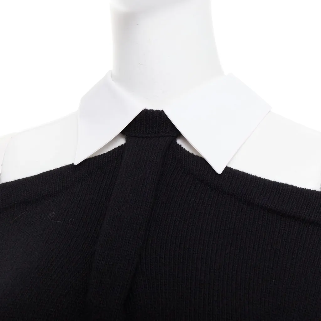 Valentino Cold Shoulder Sweater Black Wool Very good - Back View