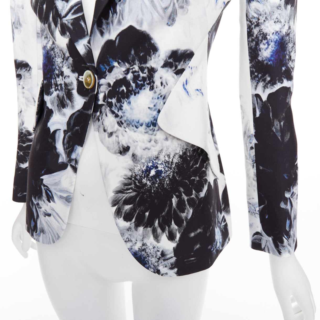 Alexander Mcqueen Xray Print Blazer - Image 10