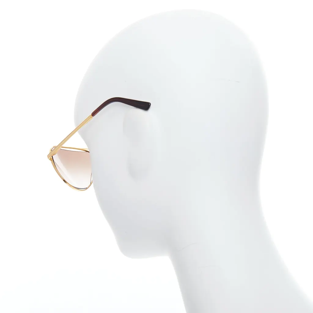 Maison Martin Margiela MMM02G Gold Metal Good - Model View