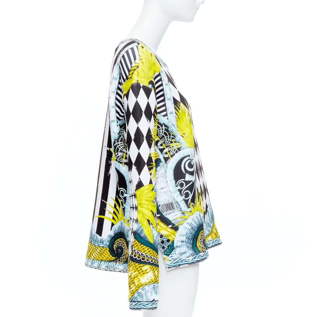 Balmain Checkerboard Pullover MultiColor Polyester Very good - Model View