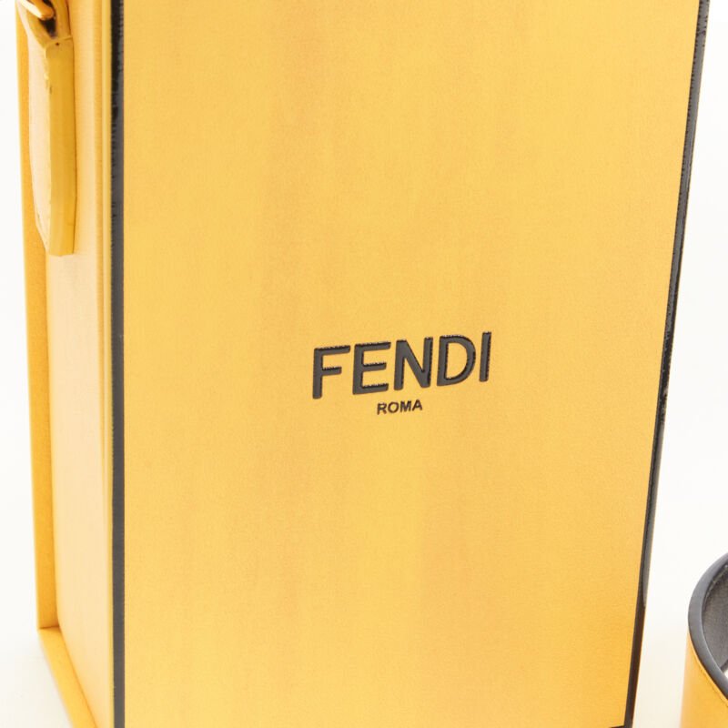 Fendi Vertical Box Bag - Detail 2