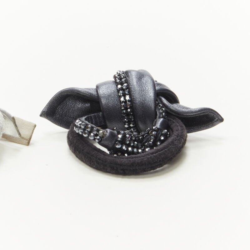 Unsigned / متعددة Silver Tassel Hair Tie - 4