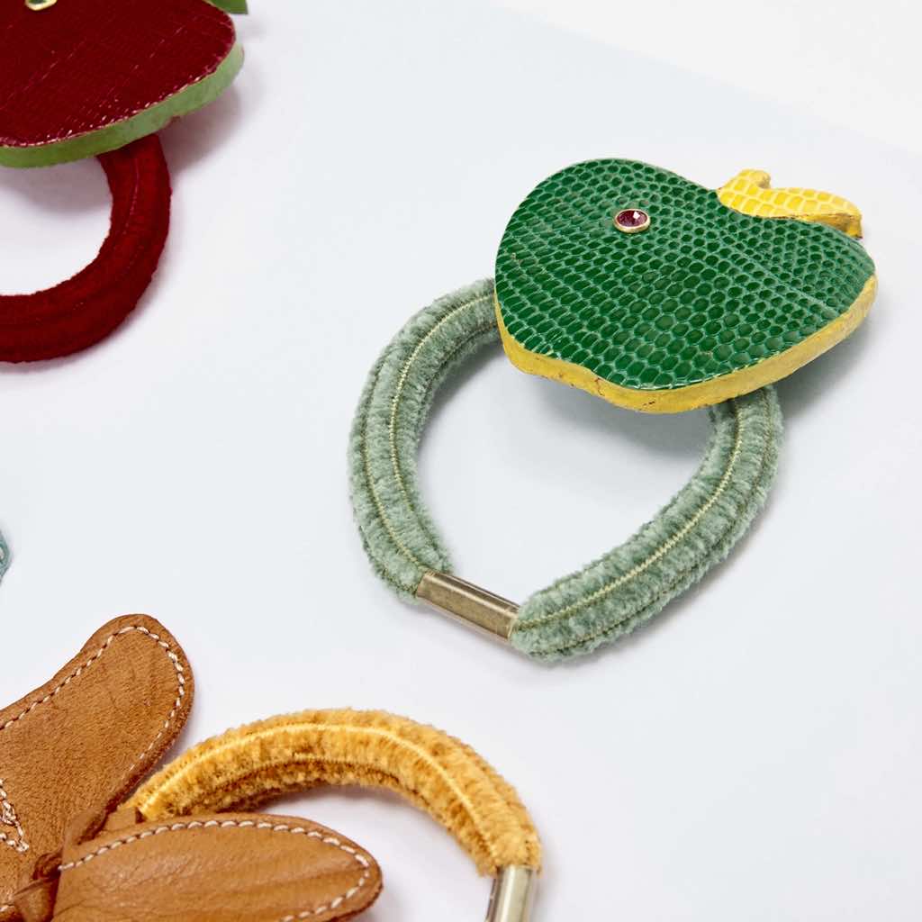 Unsigned / متعددة Apple Butterfly Tie - Side view