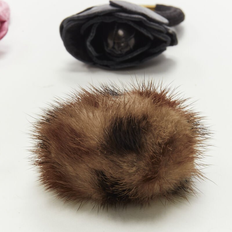 Unsigned / متعددة Rose Fur Hair Tie - Side view