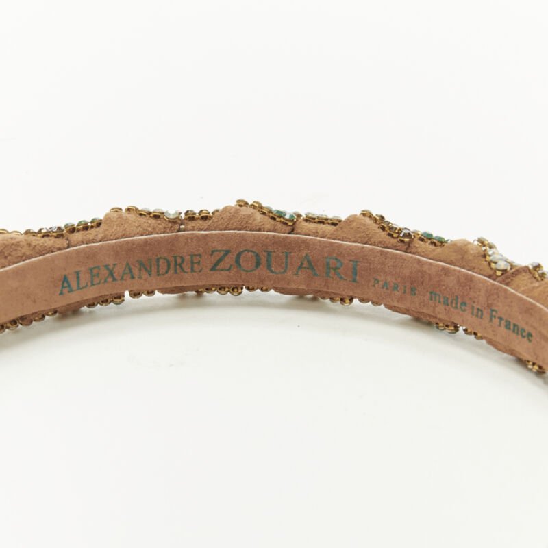 Unsigned / متعددة Crystal Leather Headband - Detail 1