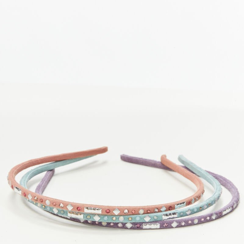 Unsigned / متعددة Suede Crystal Band - Image 6