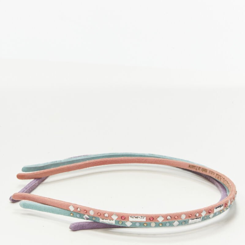Unsigned / متعددة Suede Crystal Band - Detail 1