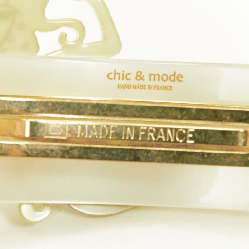 Unsigned / متعددة Mermaid Hair Clips - Side view