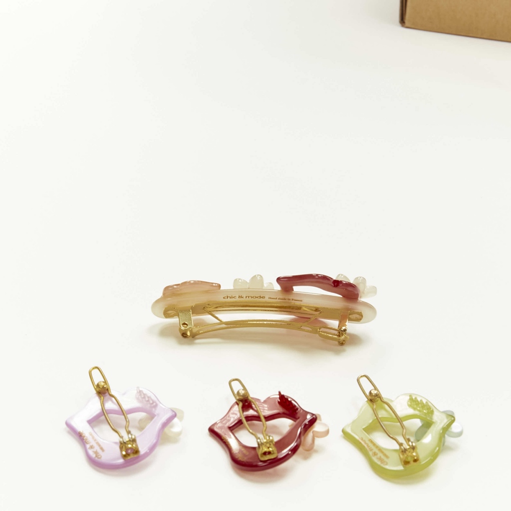 Unsigned / متعددة Lips Hair Clips - 4