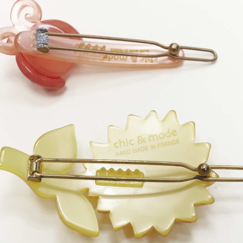 Unsigned / متعددة Beetle Hair Clips - Detail 2