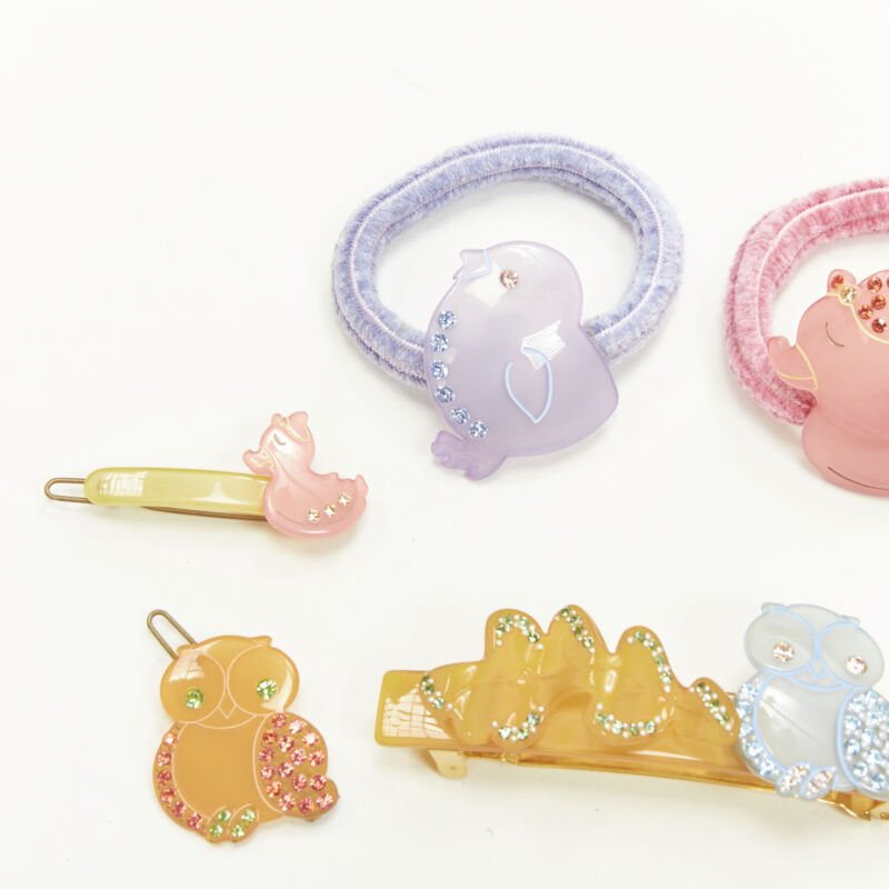 Unsigned / متعددة Duck Hair Clips - Side view