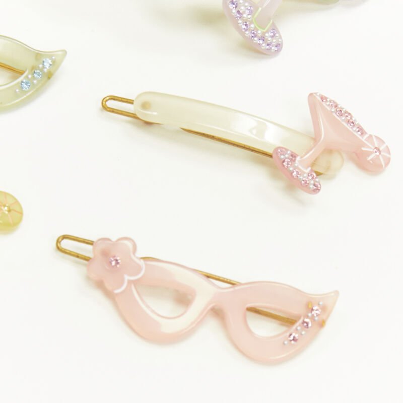 Unsigned / متعددة Martini Hair Clips - Side view