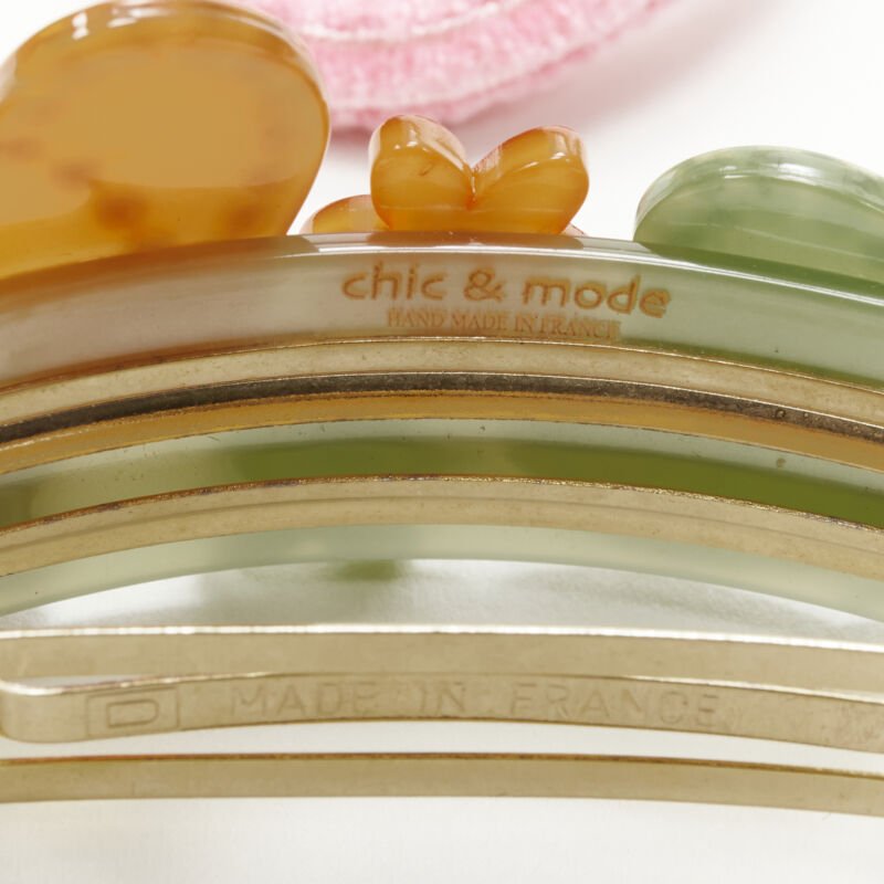 Unsigned / متعددة Floral Hair Clips - Detail 1