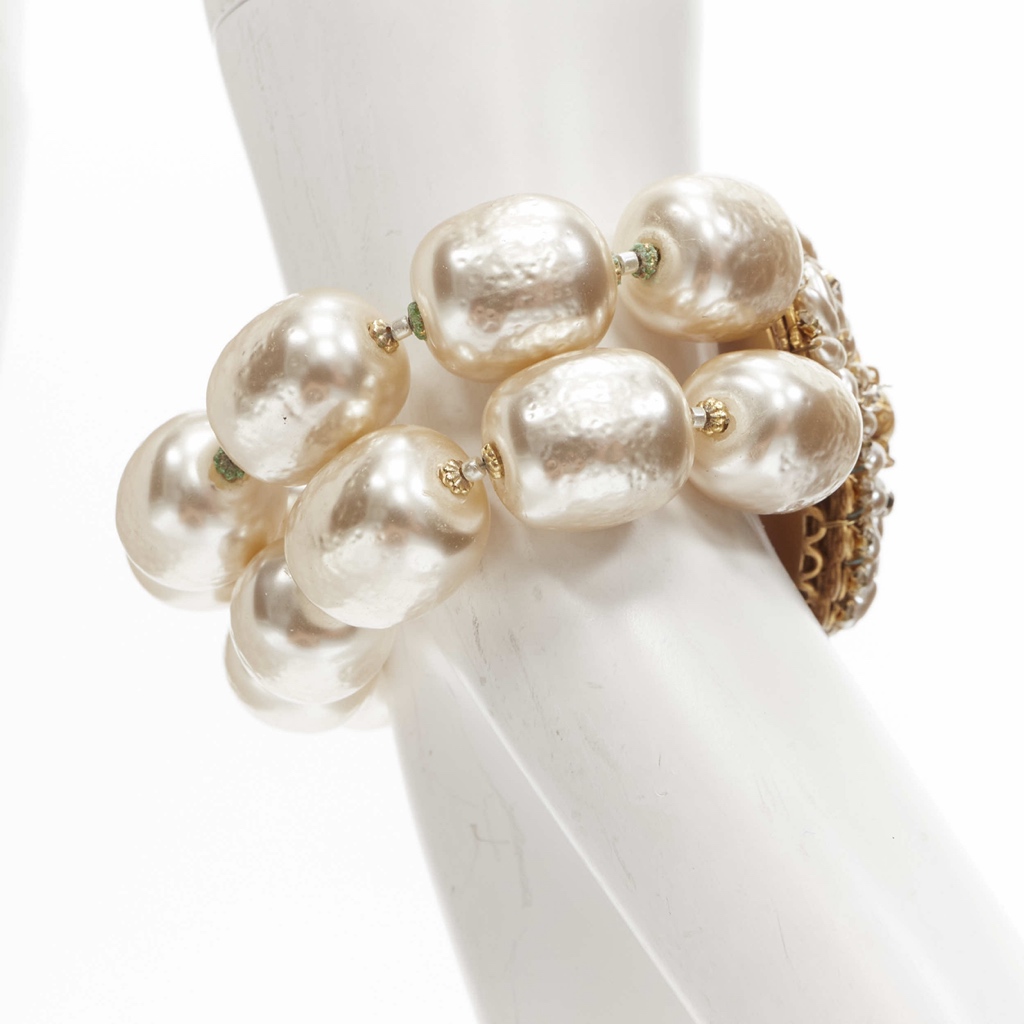 Unsigned / متعددة Baroque Faux Pearl Bracelet - Image 6