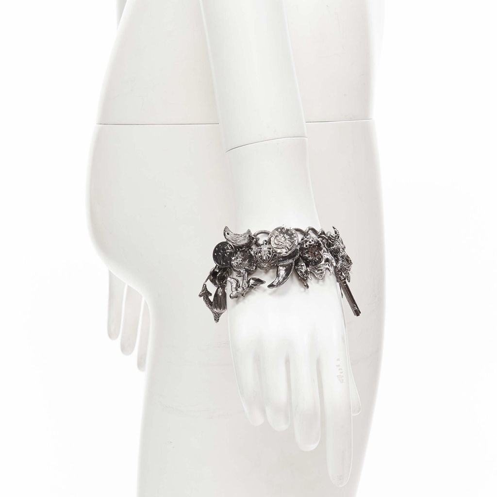 Unsigned / متعددة Spider Coin Necklace - Back view