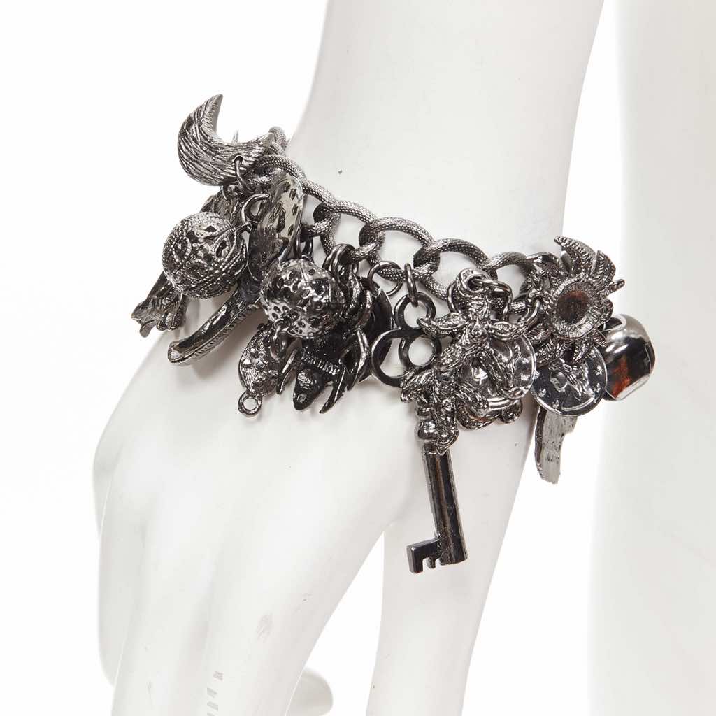 Unsigned / متعددة Spider Coin Necklace - Image 11