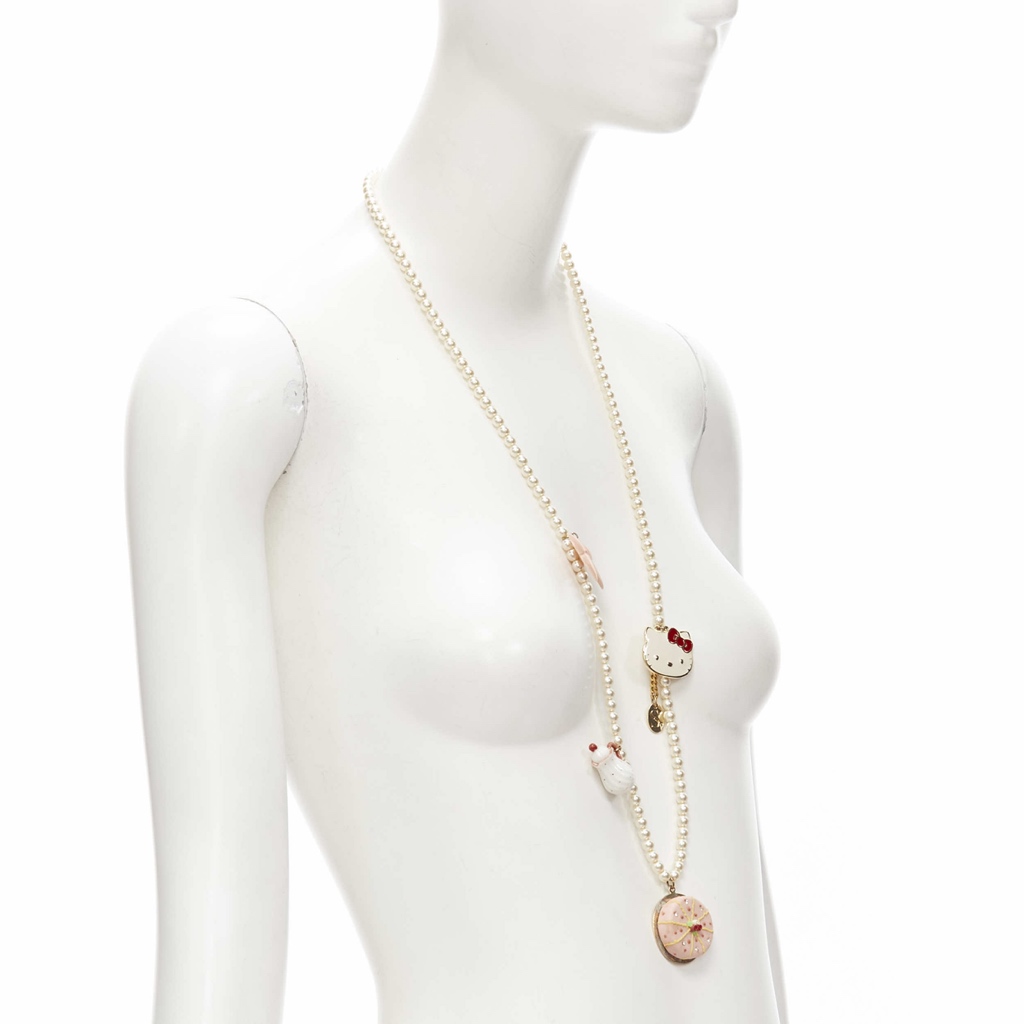 Unsigned / متعددة Hello Kitty Necklace - Image 6