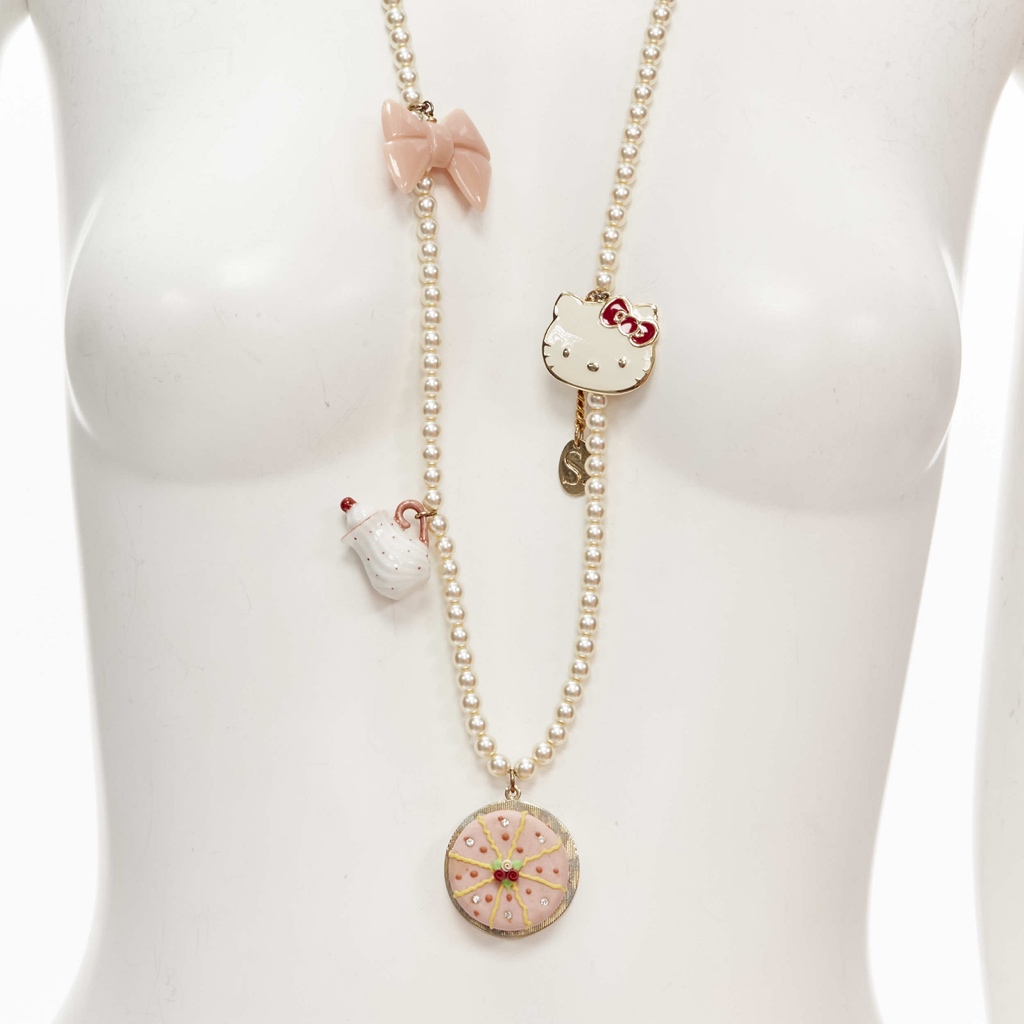 Unsigned / متعددة Hello Kitty Necklace - Detail 2
