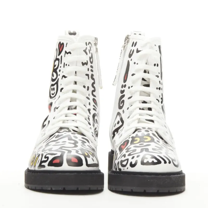 Fendi Purple Zip Ankle Boots White Leather Never worn - Inside View