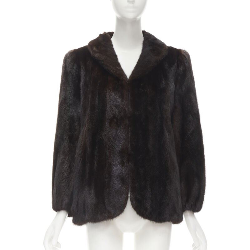 Unsigned / متعددة Colar Fur Short Coat - Back view