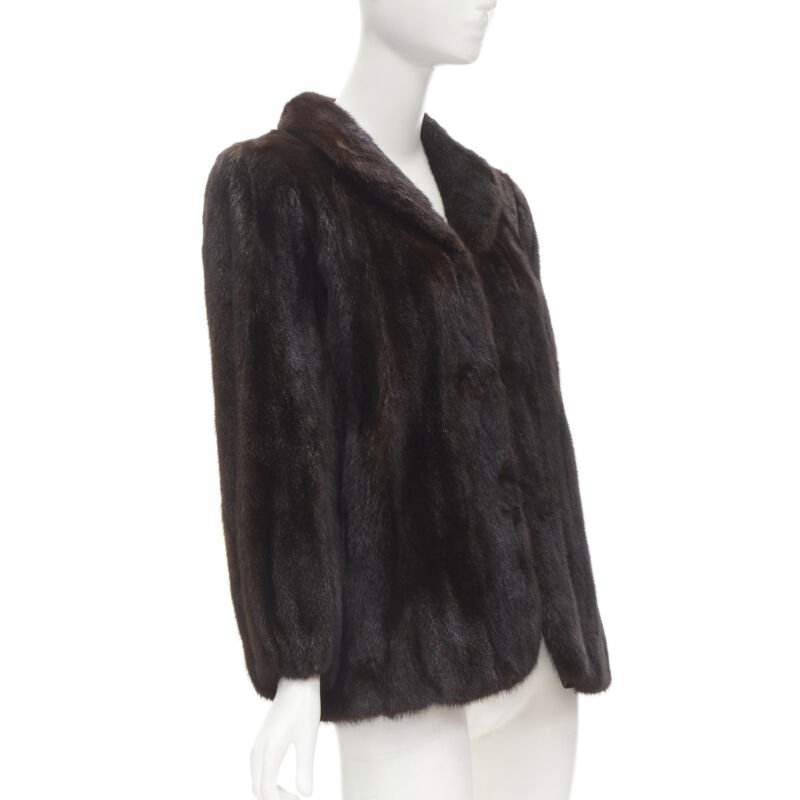 Unsigned / متعددة Colar Fur Short Coat - Image 6
