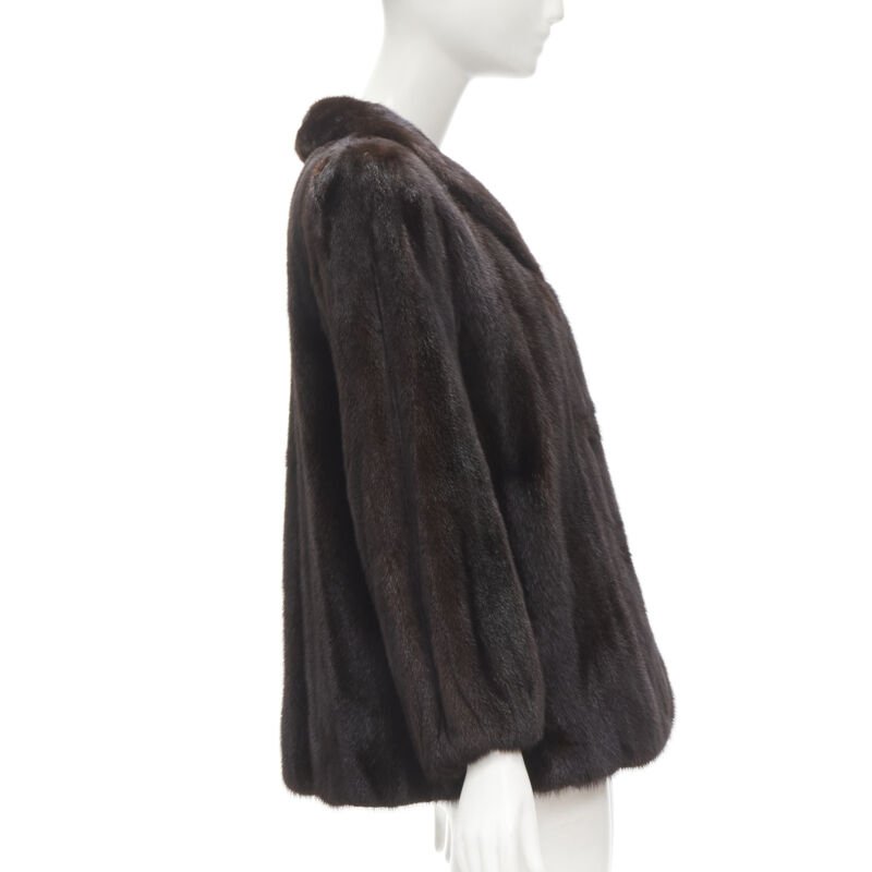 Unsigned / متعددة Colar Fur Short Coat - 4