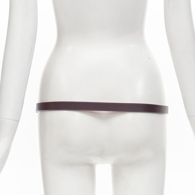 Louis Vuitton Gold tone leather belt - Side view