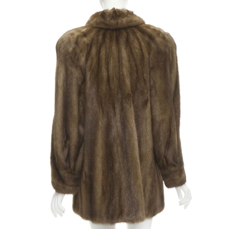 Unsigned / متعددة Brown Fur Short Coat - Detail 1