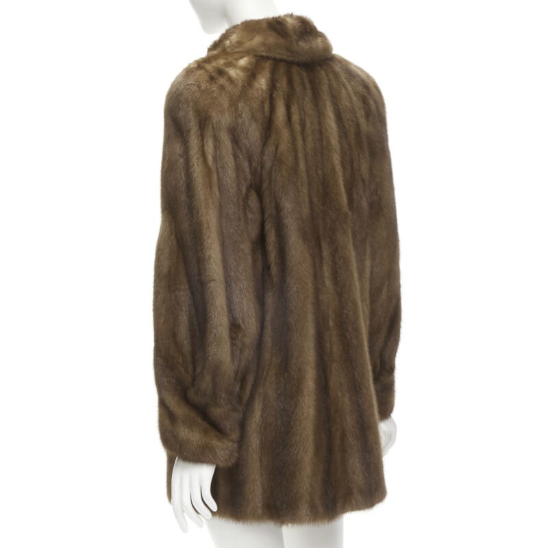 Unsigned / متعددة Brown Fur Short Coat - Detail 2