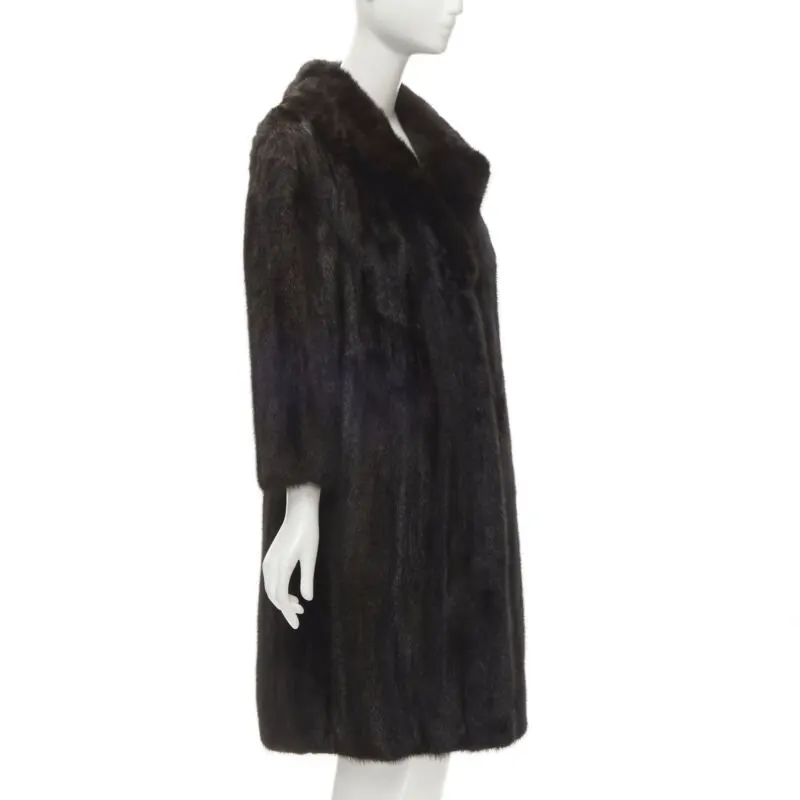 Unsigned Brown Fur Long Coat Brown Fur Never worn - Model View