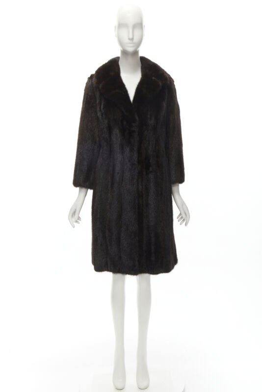 Unsigned / متعددة Brown Fur Long Coat - Image 12