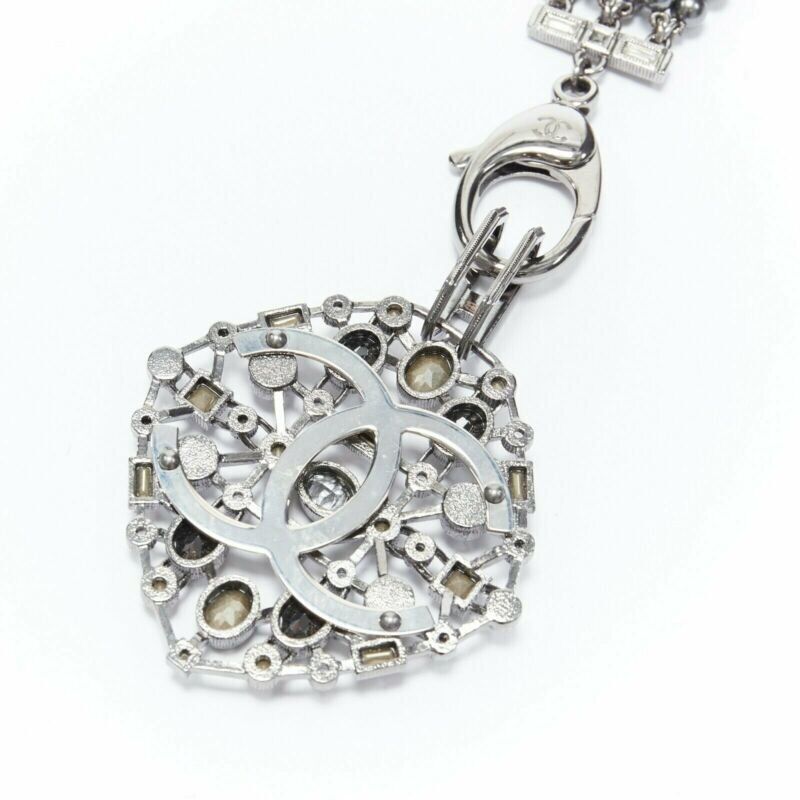 Chanel Triple Pearl Necklace - Image 11