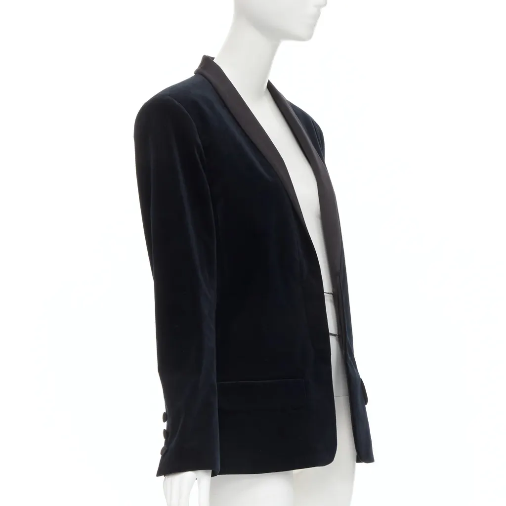 Chanel Velvet Tuxedo Blazer Navy Velvet Never worn - Inside View