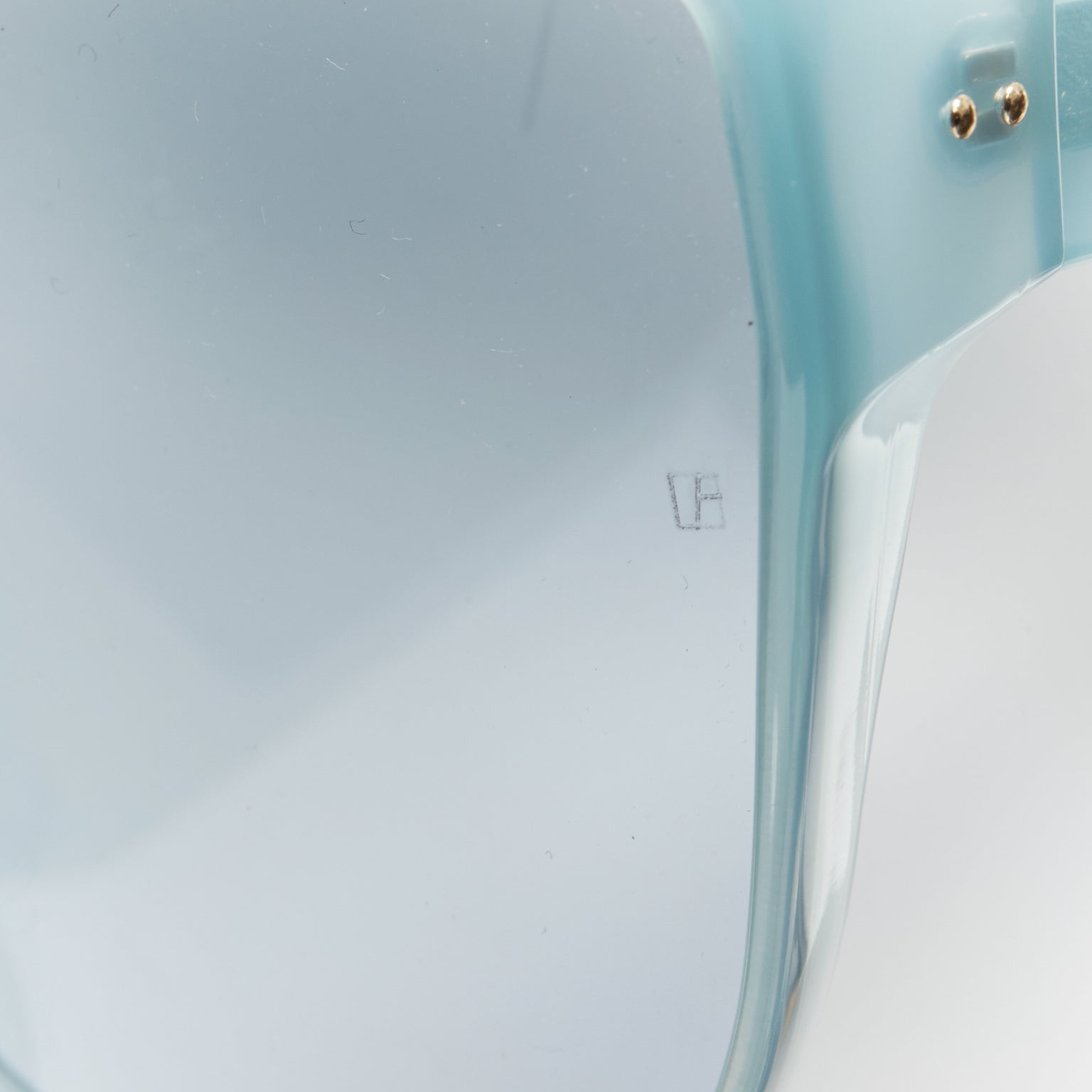 Linda Farrow LFL656/9 - Detail 1